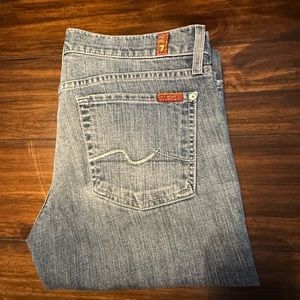 7 for all mankind . Skinny jeans . Low rise waist Size 28.